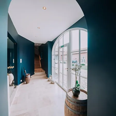 Cour 44 - De Charme Avec Sauna Et Jacuzzi 度假居 *