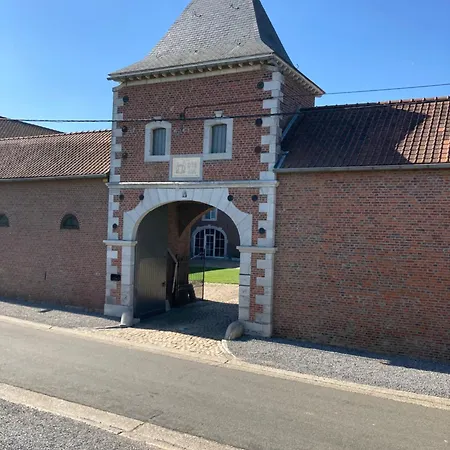 Cour 44 - De Charme Avec Sauna Et Jacuzzi