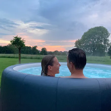 Cour 44 - De Charme Avec Sauna Et Jacuzzi