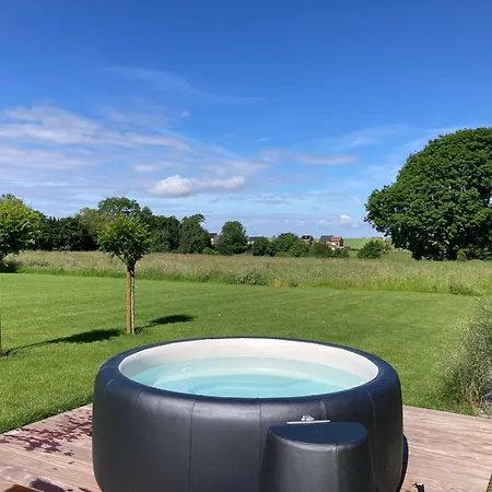Cour 44 - De Charme Avec Sauna Et Jacuzzi Remicourt