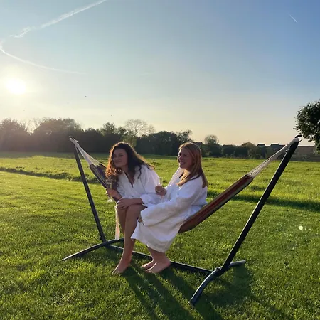 Cour 44 - De Charme Avec Sauna Et Jacuzzi