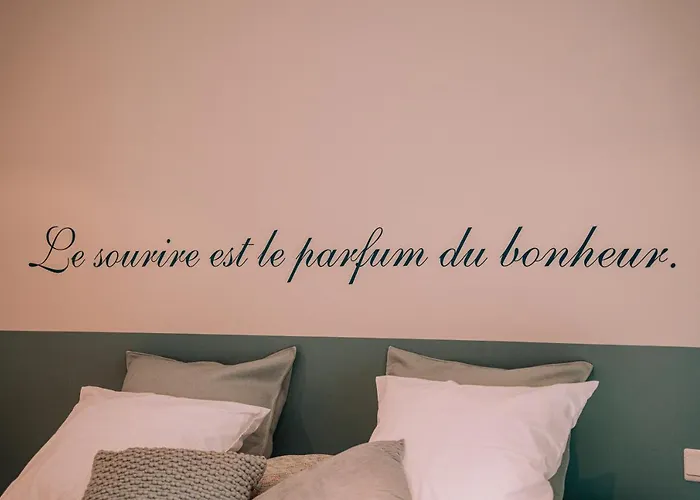 Cour 44 - De Charme Avec Sauna Et Jacuzzi