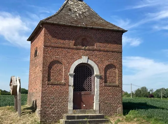 Cour 44 - De Charme Avec Sauna Et Jacuzzi *