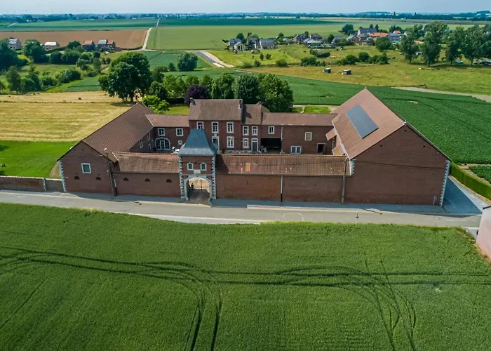 Cour 44 - De Charme Avec Sauna Et Jacuzzi * Remicourt