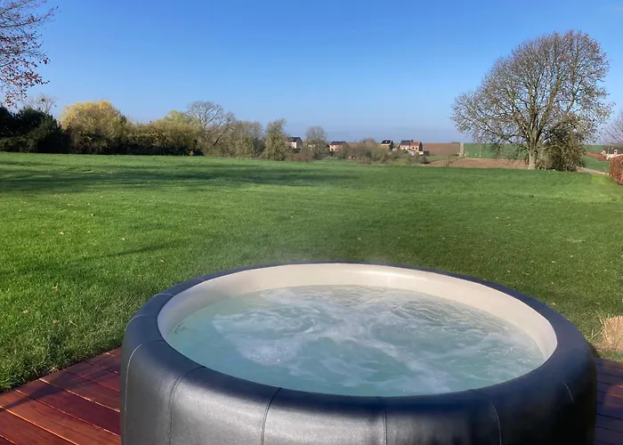 Cour 44 - De Charme Avec Sauna Et Jacuzzi