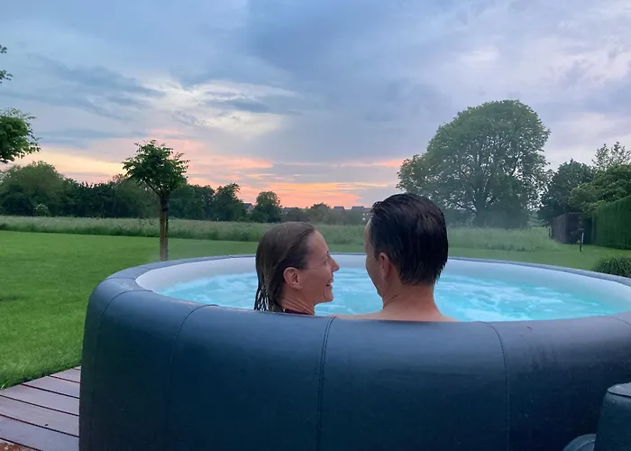 Cour 44 - De Charme Avec Sauna Et Jacuzzi