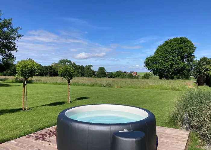 Cour 44 - De Charme Avec Sauna Et Jacuzzi Remicourt